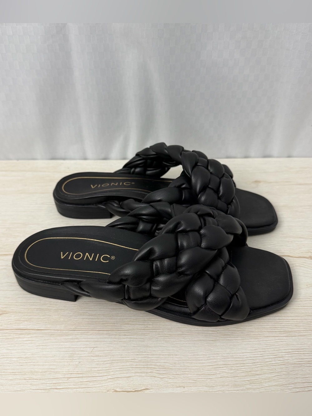 Vionic Kalina Slide Sandal Size 6 Puffy Braided